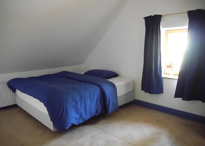 Appartement Chateau Marnand - Vases Chinois *